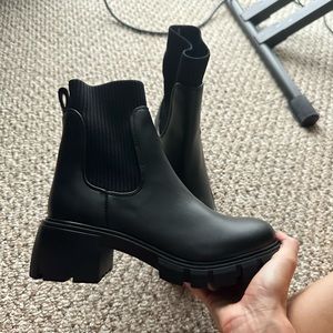 Steve Madden Boots